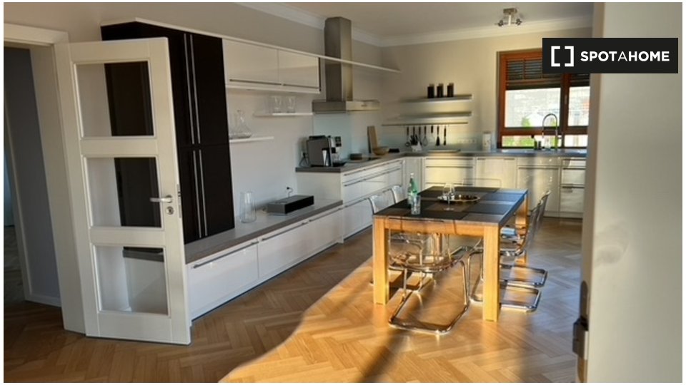 Apartment Berlin, 3 beds, 196m² — photo 2