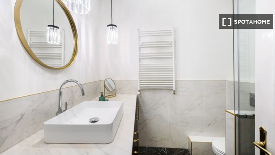 Apartment Budapest, 3 beds, 113m² — photo 9
