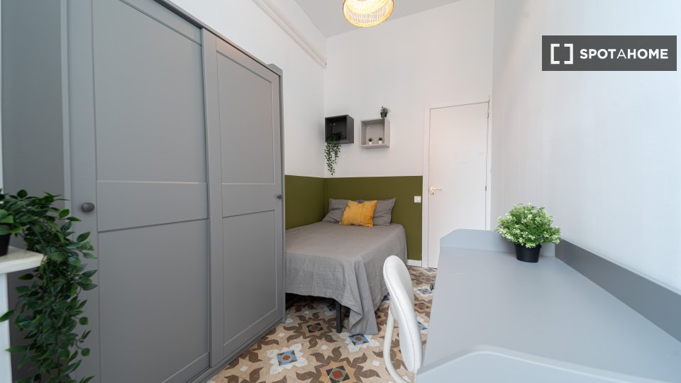 Double room Barcelona, 8 beds, 190m² — photo 2