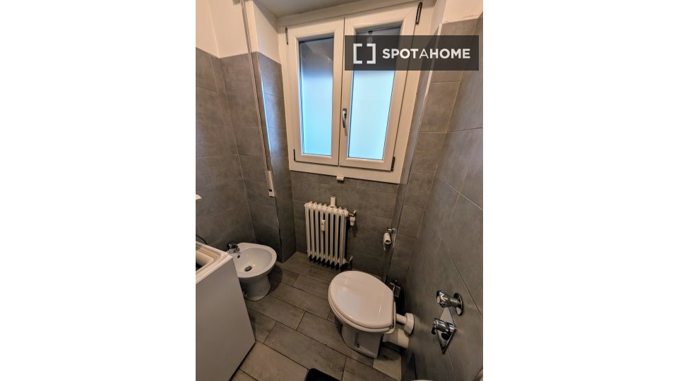 Double room Milan, 2 beds, 80m² — photo 1