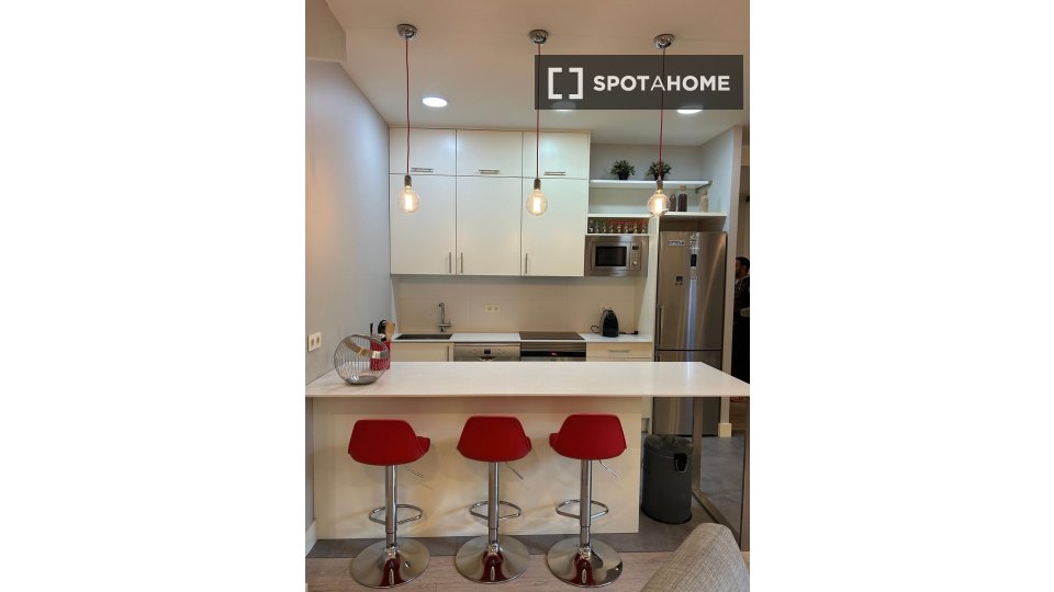 Apartment Madrid, 1 bed, 65m² — photo 1