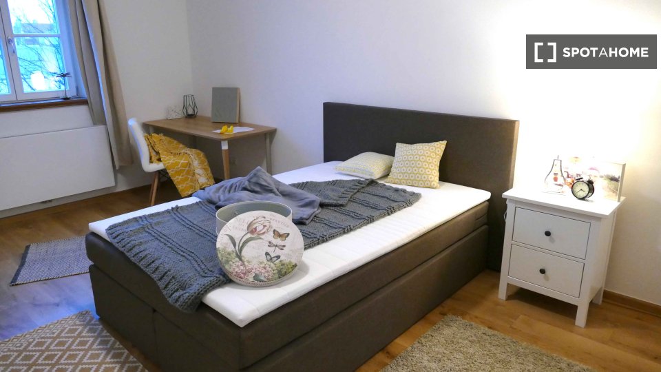 Double room Munich, 4 beds, 101m² — photo 5