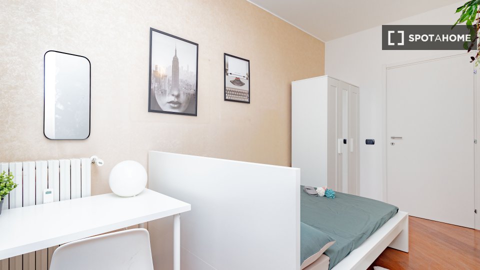 Double room Milan, 8 beds — photo 4