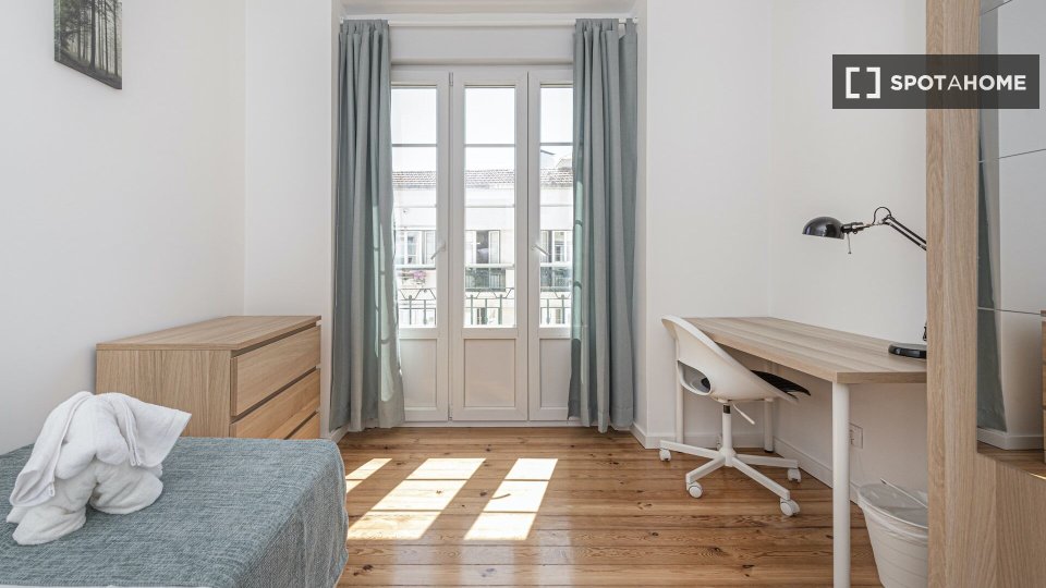 Double room Lisbon, 7 beds — photo 19