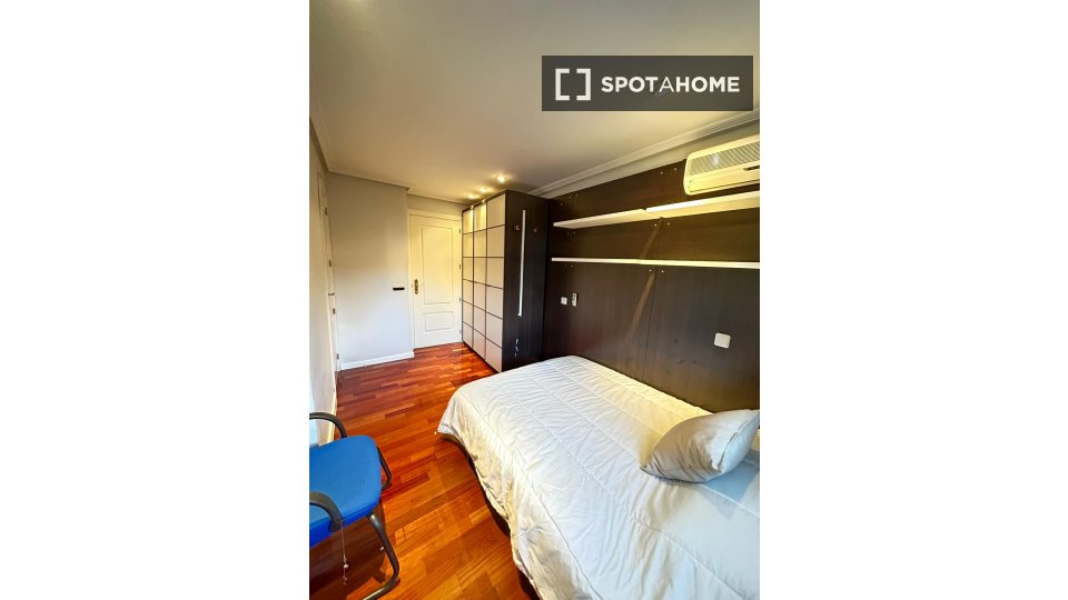 Camera doppia Madrid, 5 camere — foto 5