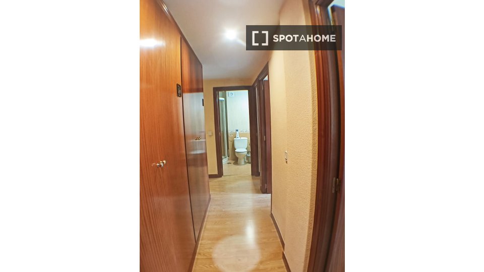 Apartment Madrid, 4 beds — photo 14