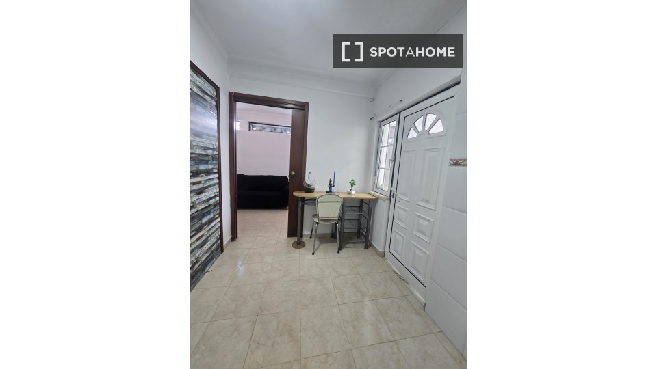 Apartment Coimbra, 1 bed, 50m² — photo 16