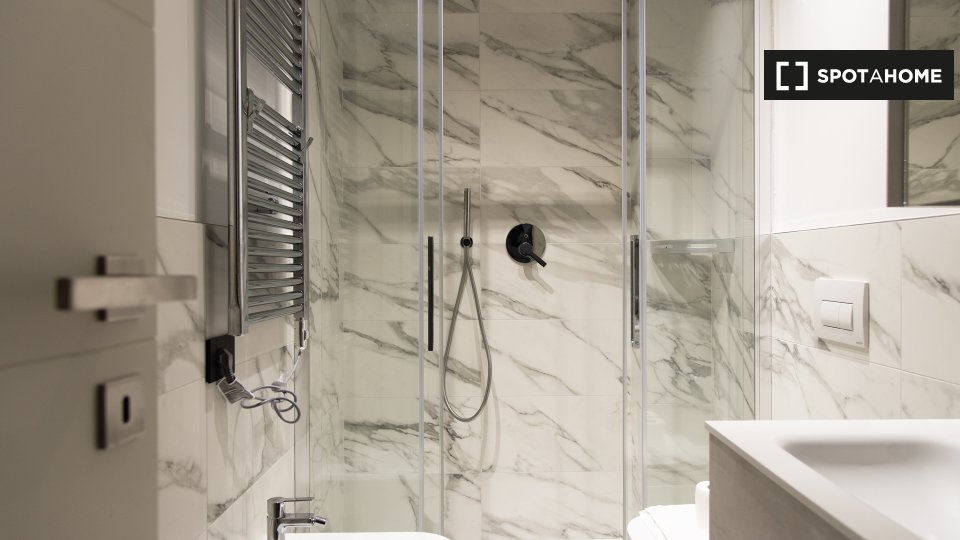 Apartment Milan, 1 bed — photo 17