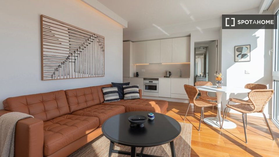 Apartment Lisbon, 2 beds — photo 1