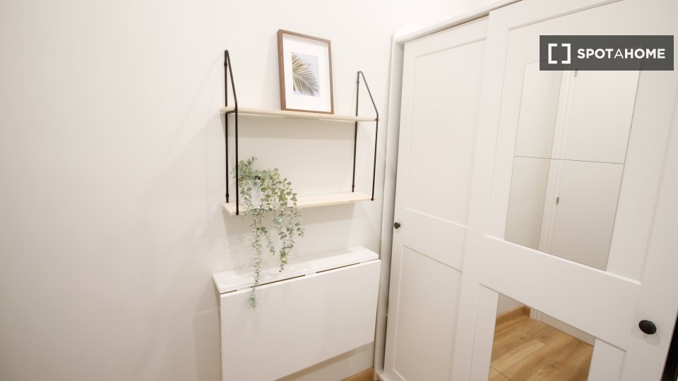 Double room Barcelona, 6 beds — photo 17
