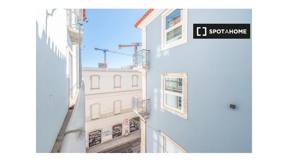 Apartment Lisbon, 1 bed — photo 2