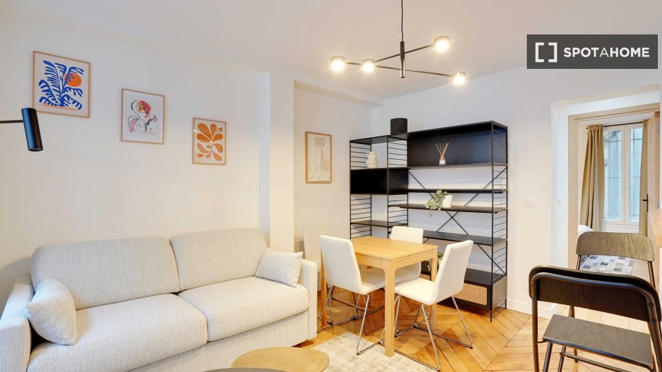 Appartamento con 1 camera da letto in affitto a Montmartre, Parigi - en París