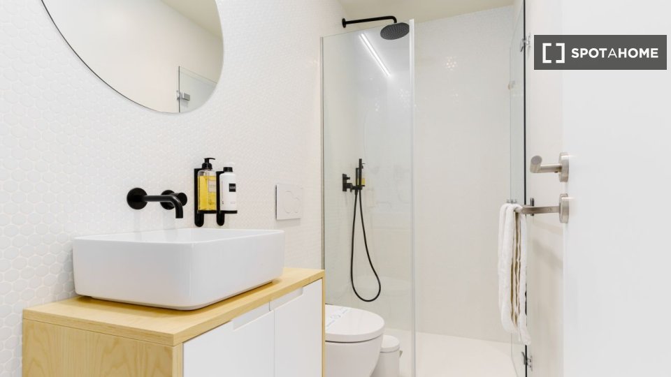 Apartment Porto, 1 bed, 55m² — photo 19