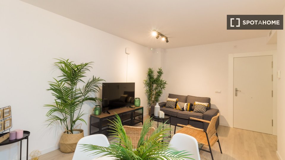 Apartment Barcelona, 2 beds, 65m² — photo 4