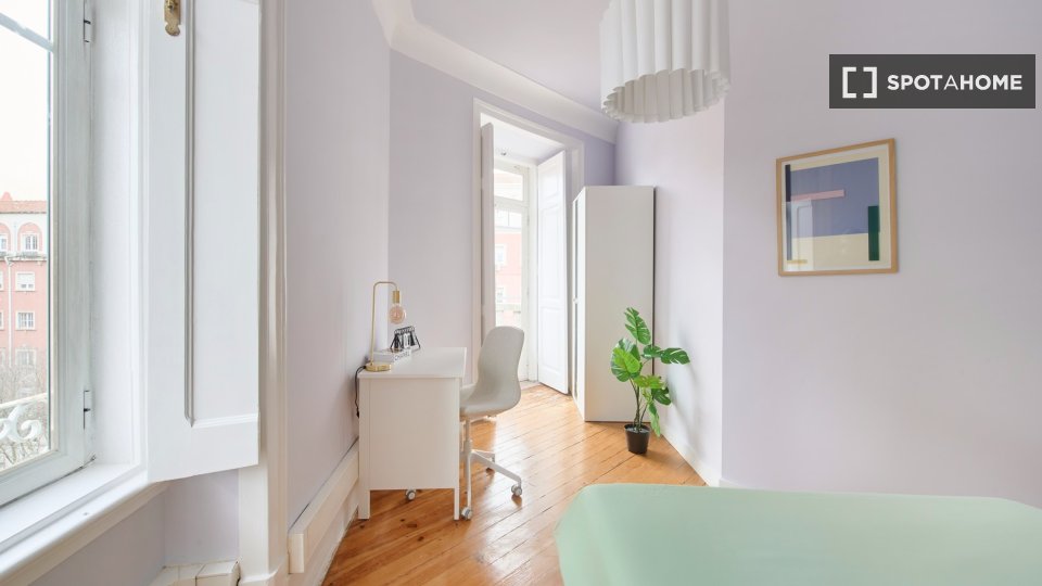 Double room Lisbon, 8 beds — photo 22