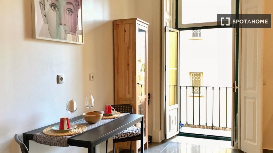 Apartment Lisbon, 1 bed — photo 13