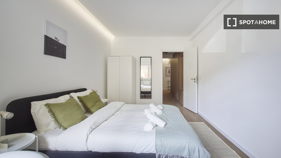 Double room Lisbon, 5 beds — photo 3