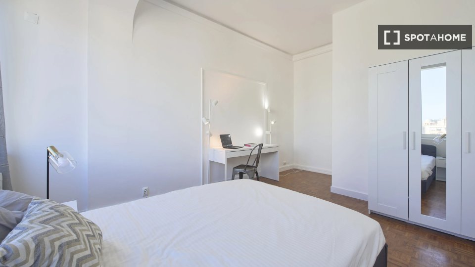 Double room Lisbon, 7 beds — photo 3