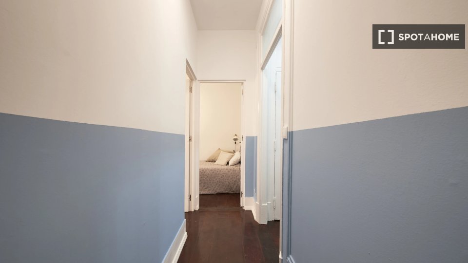 Double room Lisbon, 7 beds — photo 6