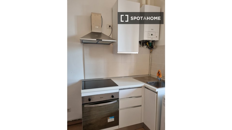 Apartment Milan, 1 bed, 42m² — photo 6