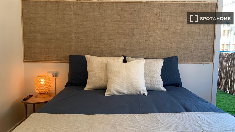 Double room Barcelona, 4 beds, 85m² — photo 7