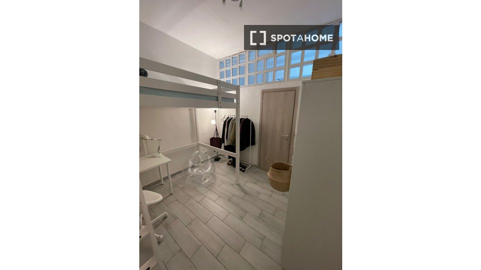 Double room Naples, 8 beds — photo 13