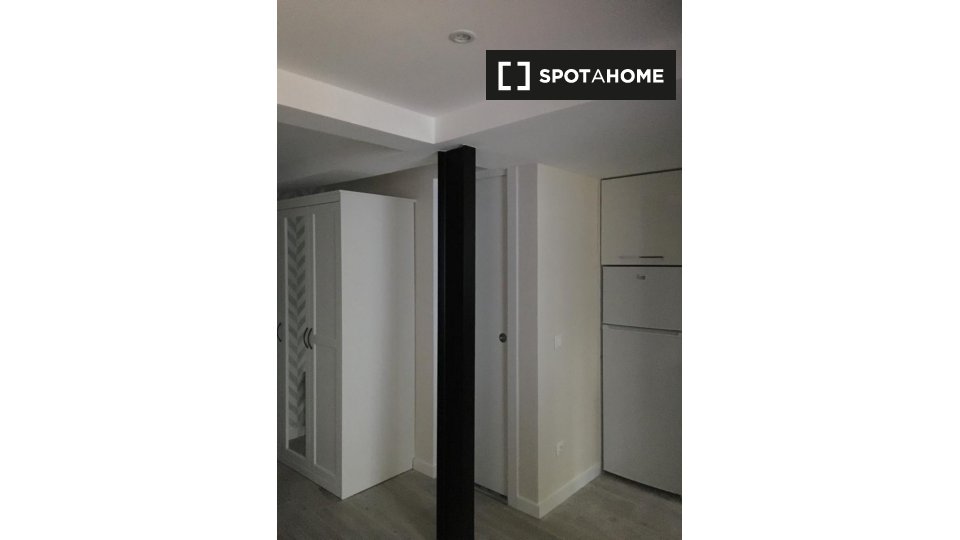 Apartment mono Madrid, 27m² — photo 19