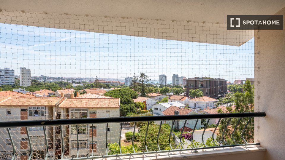 Apartment Lisbon, 4 beds, 280m² — photo 10