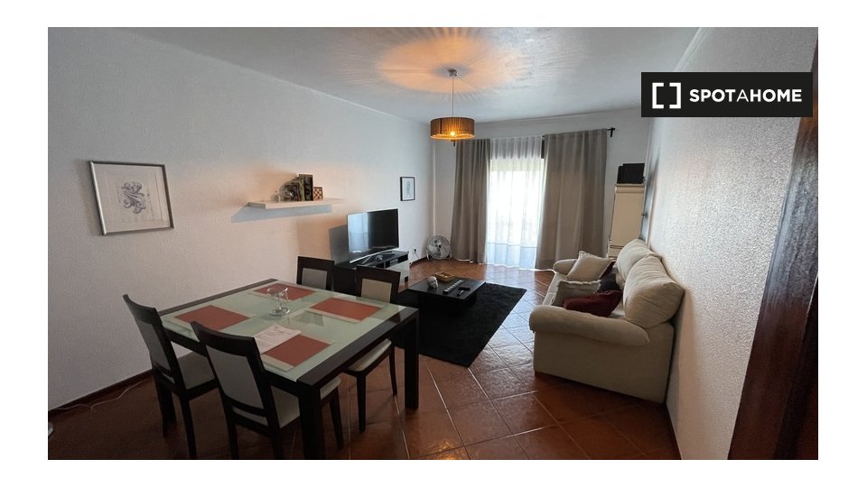Apartment Lisbon, 2 beds — photo 14