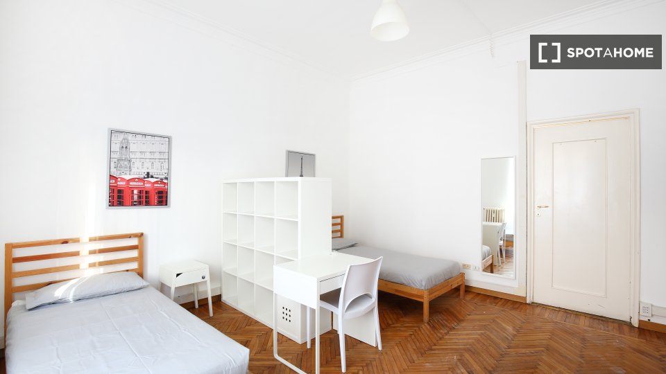 Double room Milan, 7 beds, 178m² — photo 5
