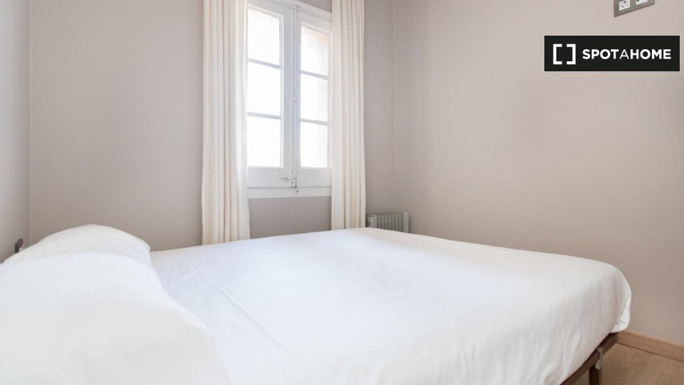 Apartment Barcelona, 2 beds, 55m² — photo 19