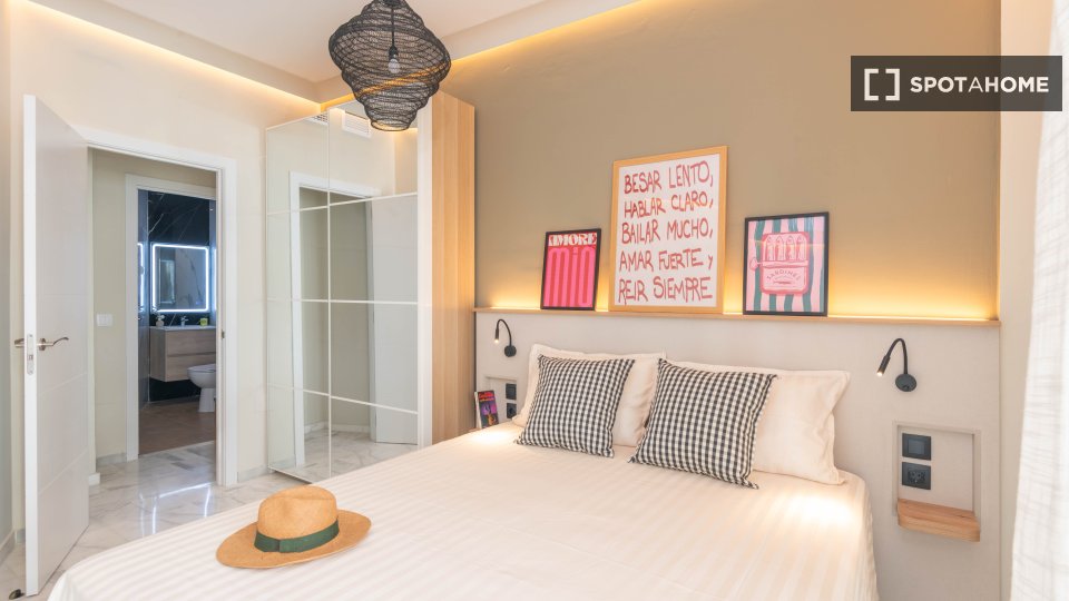 Apartment Malaga, 2 beds, 70m² — photo 3