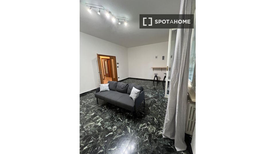 Double room Bologna, 3 beds, 130m² — photo 9
