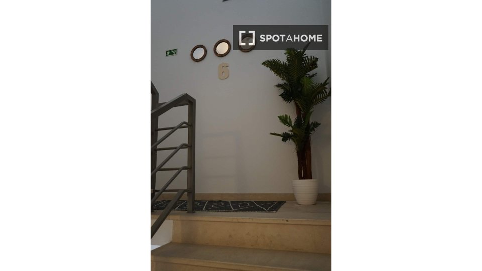 Apartment Lisbon, 1 bed — photo 10