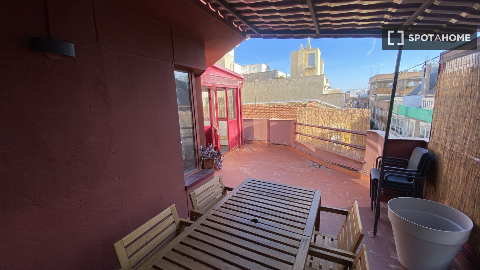 Apartamento de 2 dormitorios en alquiler en Guindalera, Madrid