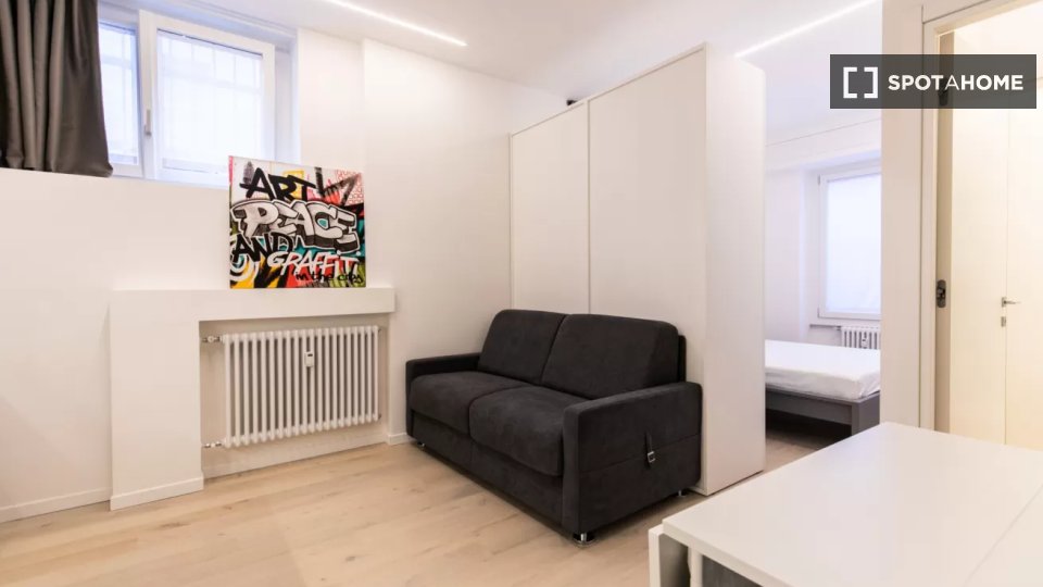Apartment Milan, 1 bed, 33m² — photo 8