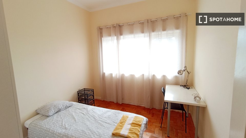 Double room Porto, 4 beds — photo 19