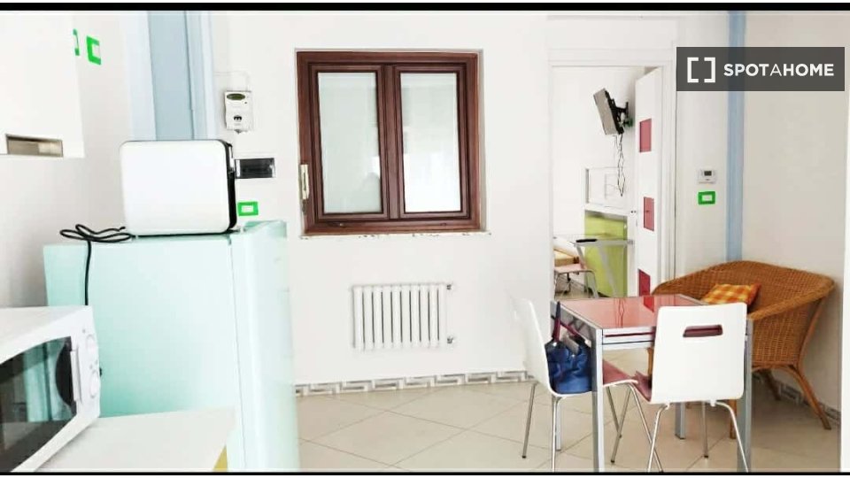 Apartment Turin, 1 bed, 49m² — photo 4
