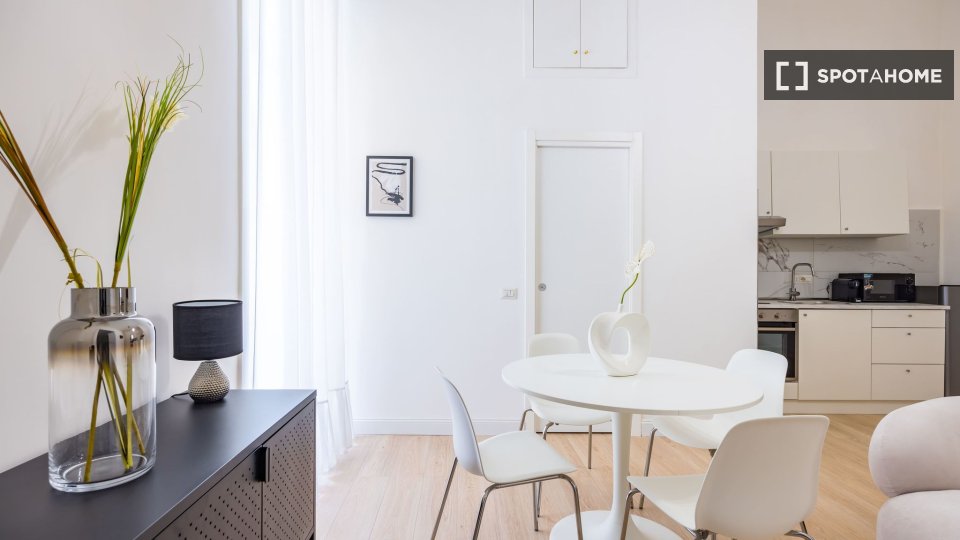 Apartment Naples, 1 bed, 57m² — photo 4
