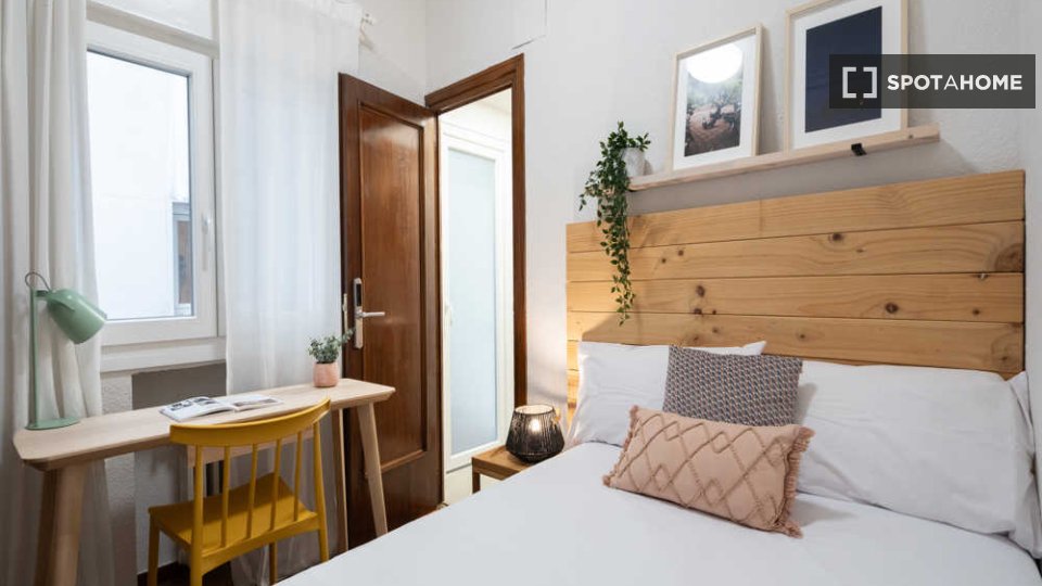 Double room Madrid, 6 beds — photo 30