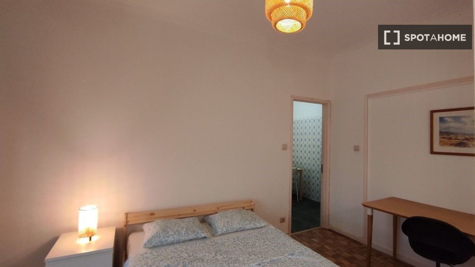 Double room Porto, 4 beds, 100m² — photo 5