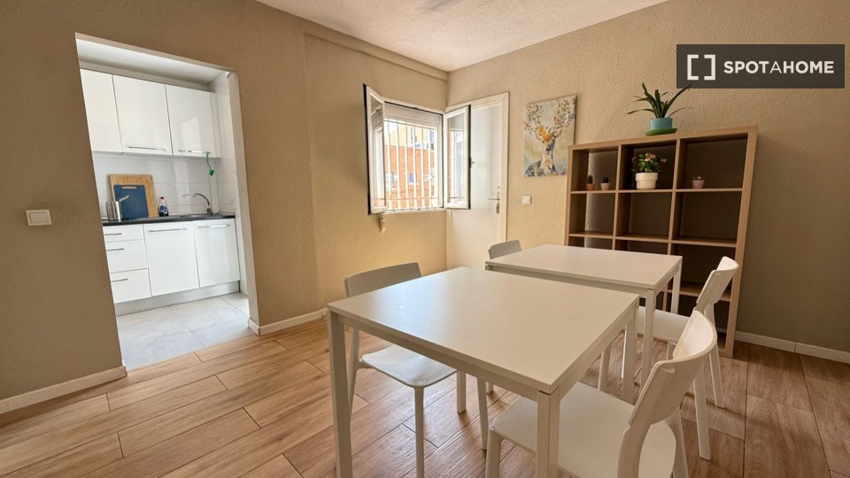 Chambre double Madrid, 3 chambres — photo 36