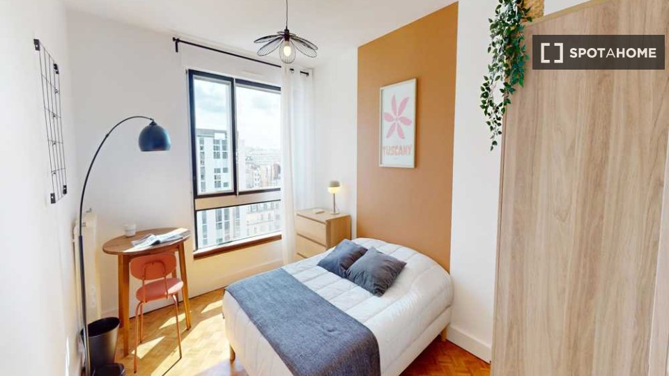 Double room Paris, 5 beds, 110m² — photo 10