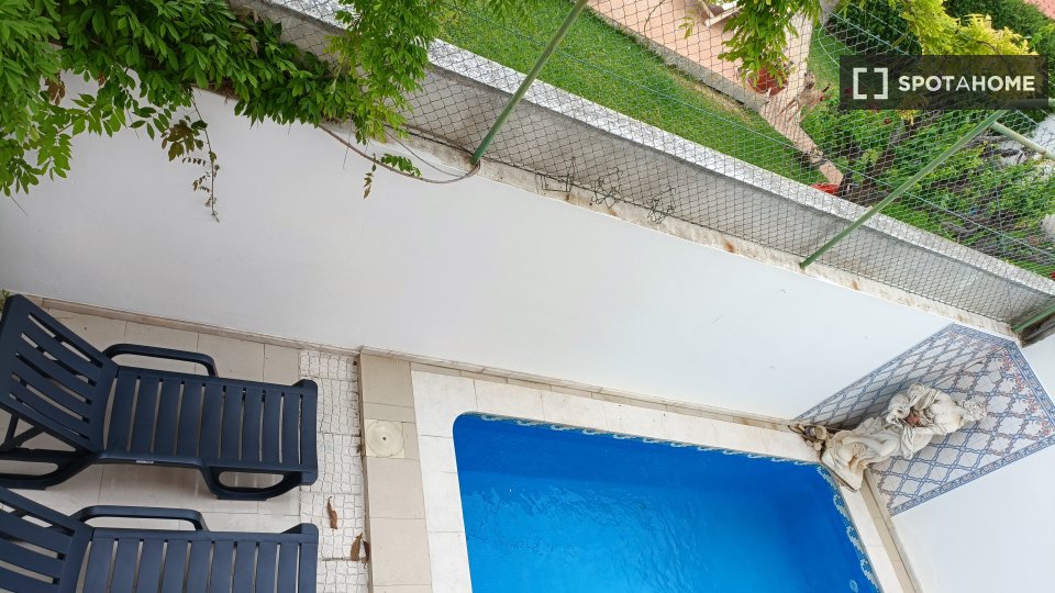 Apartment Lisbon, 5 beds — photo 2