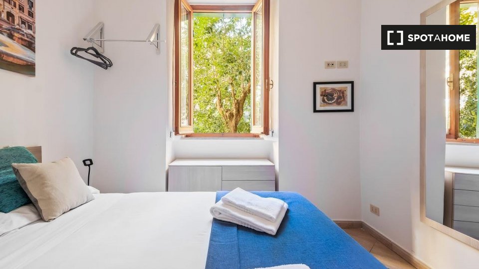 Apartment Rome, 2 beds — photo 18