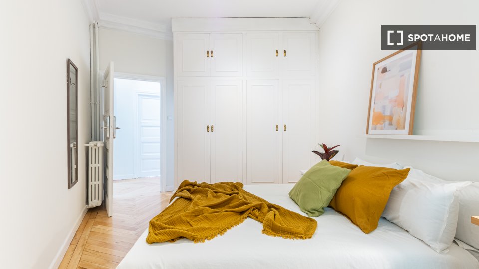 Double room Madrid, 6 beds — photo 9