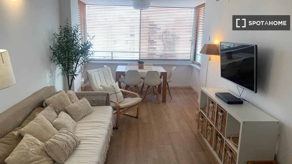 Apartment Valencia, 3 beds, 75m² — photo 16