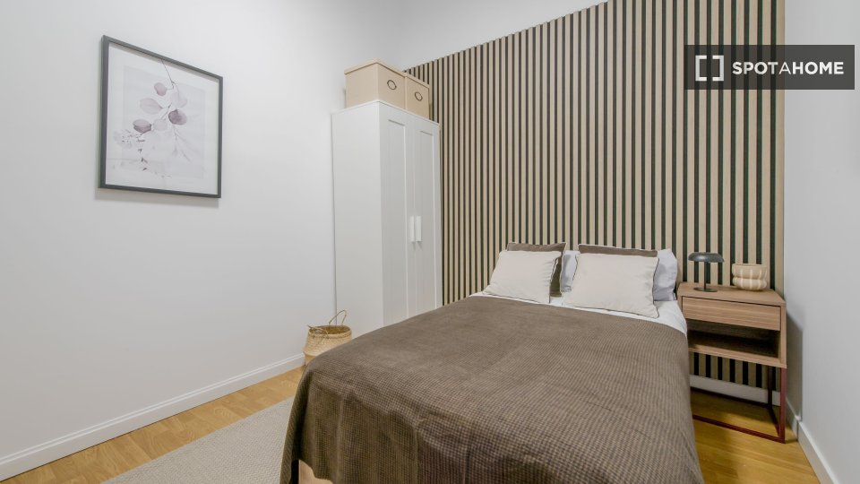 Double room Madrid, 9 beds — photo 19