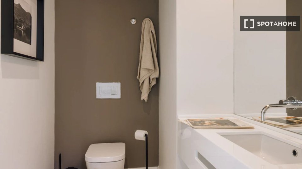 Apartment Lisbon, 2 beds — photo 12