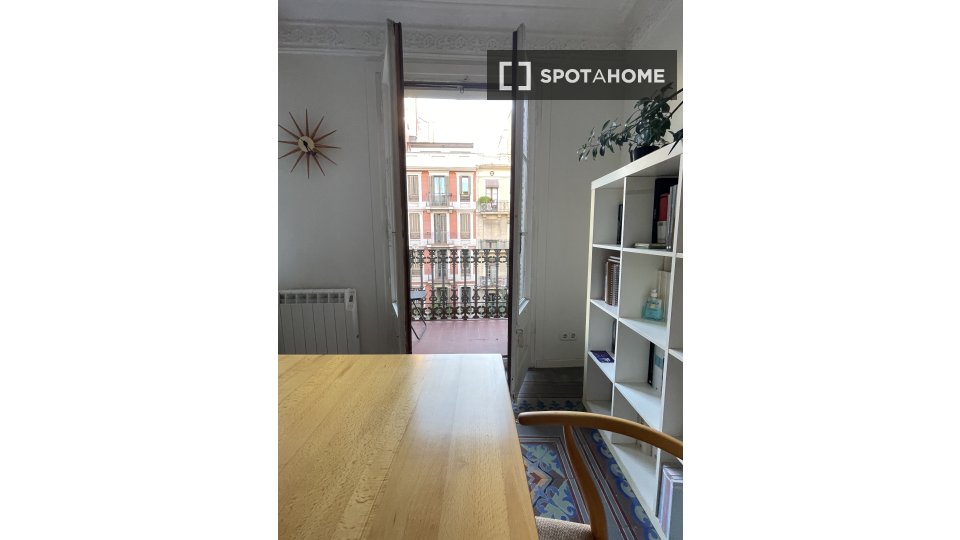 Double room Barcelona, 1 bed, 95m² — photo 12